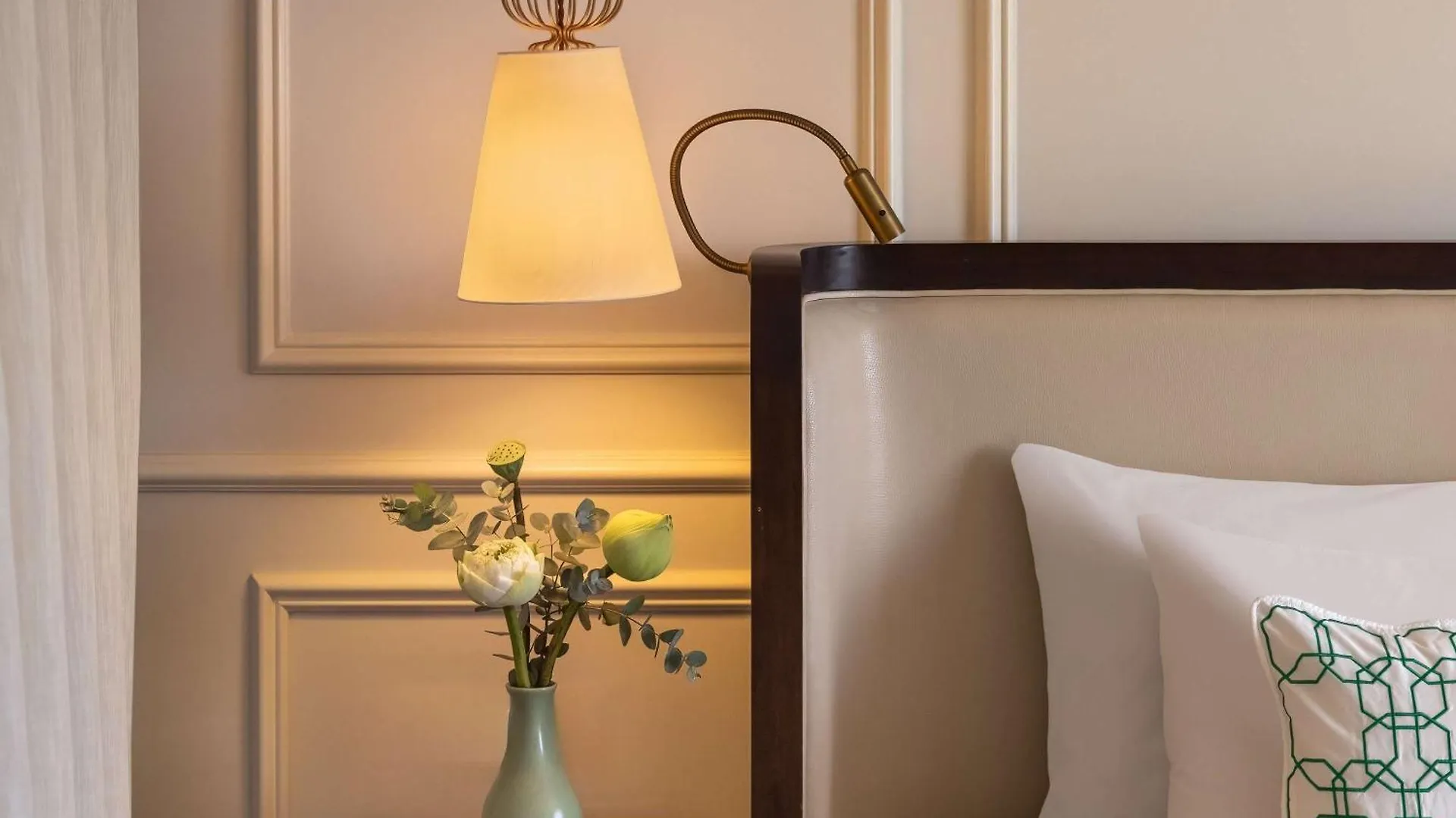 *****  Hotel Des Arts Saigon Mgallery Collection Ho Chi Minh City Vietnam