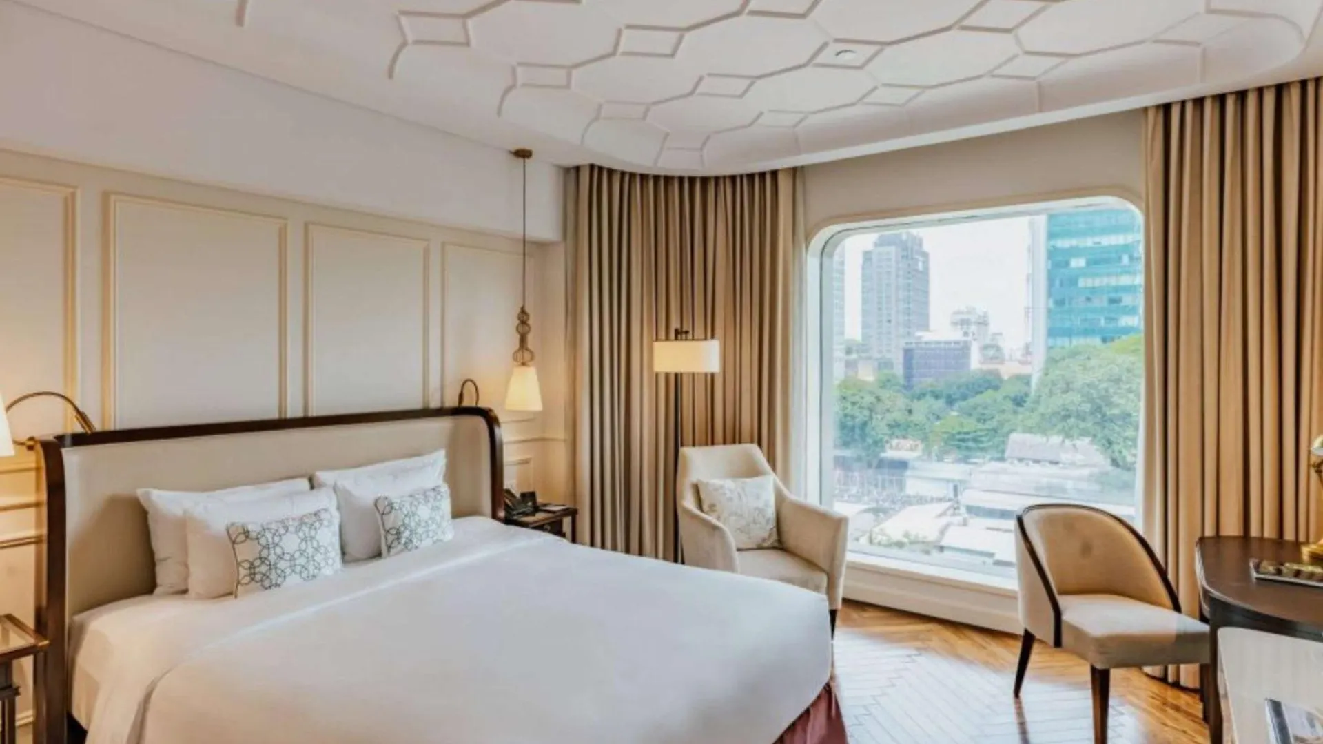 Hotel Des Arts Saigon Mgallery Collection Ho Chi Minh City 5*,